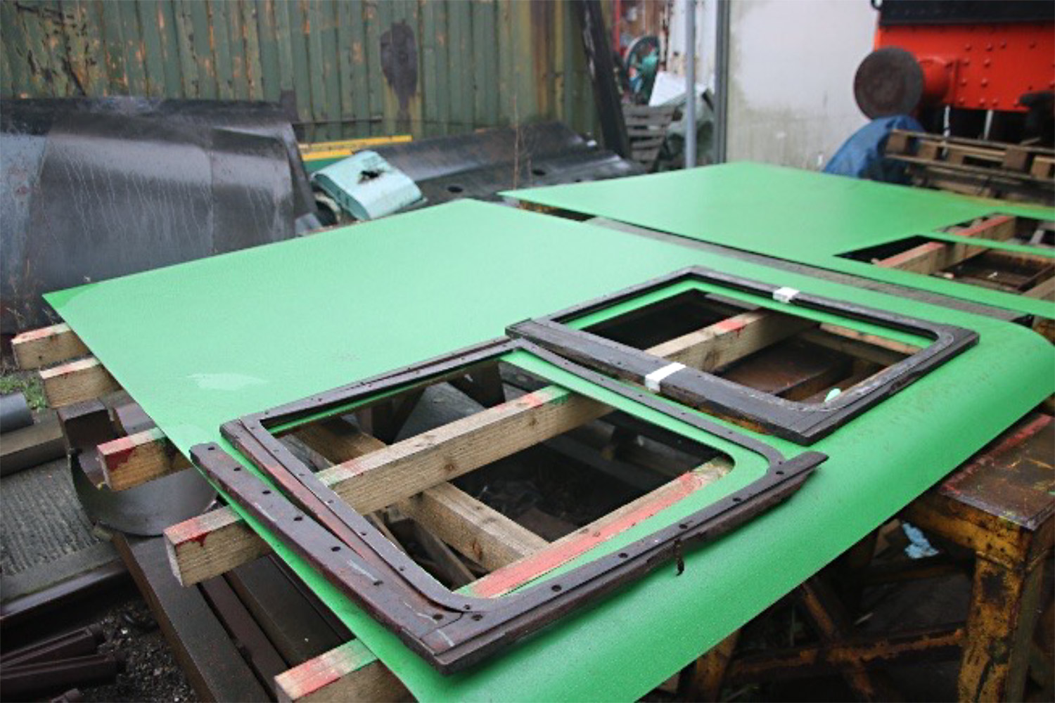 84030's cab side panels for both the driver's and fireman’s seat areas have been profiled and they are currently being painted before final fitting.