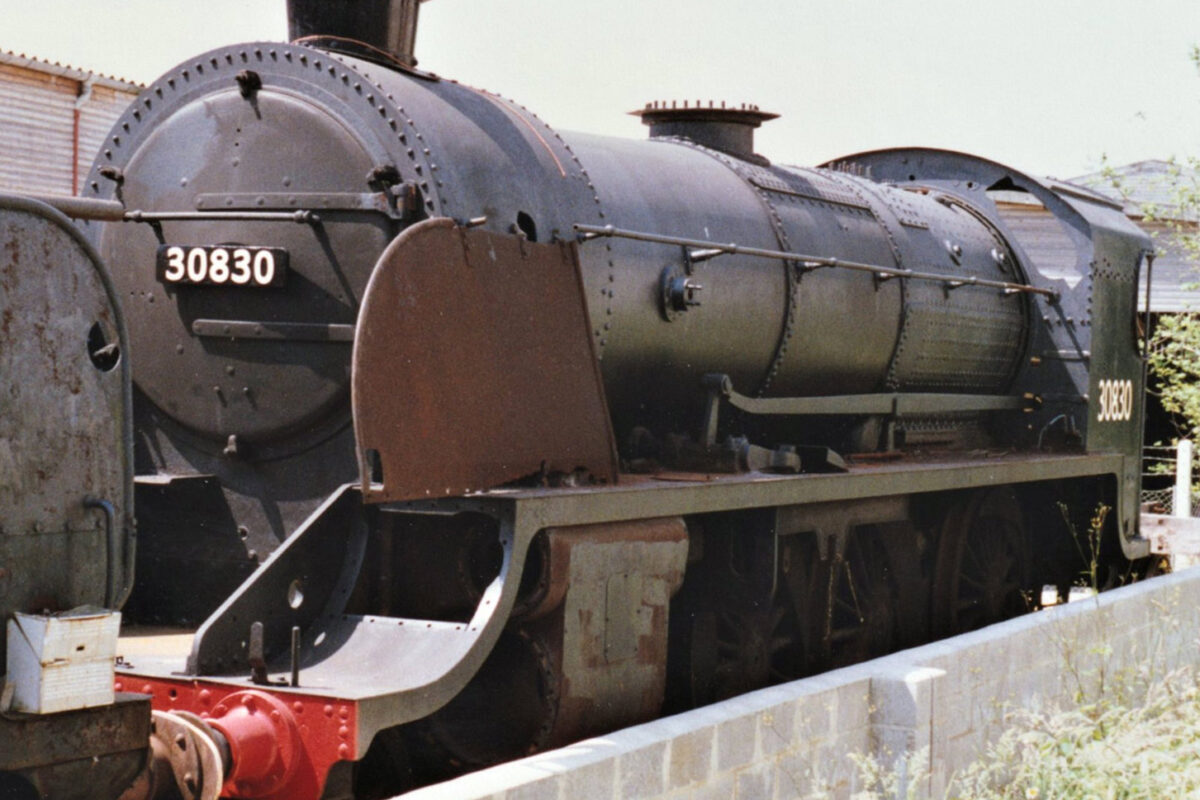 S15 30830 at Sheffield Park in 1988 (Roger Gregory)
