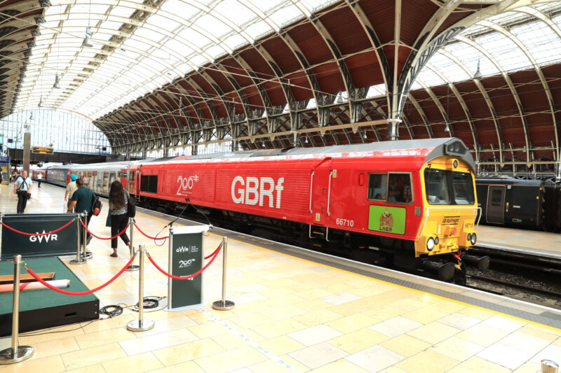2025-06-26 Railway 200 Inspiration arriving at Paddington Phil Marsh 034 2025-06-26 Railway 200 Inspiration arriving at Paddington Phil Marsh 034