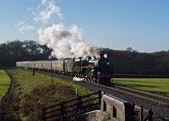 73082 'Camelot' approaches New Road Bridge with the 10.30 from Sheffield Park on 27 December 2025 (Nick Gilliam)